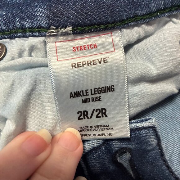 Express Size 2 Mid Wash - Picture 4 of 4